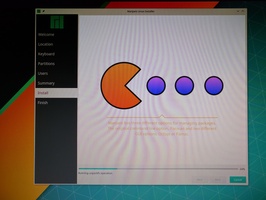 Manjaro KDE - installer screen explaining different package managers