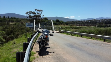 My bike at the old bridge outside Botrivier