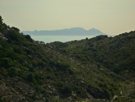 Zoomed in view of Table Mountain in the distance