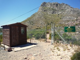 Deserted Cape Nature Hut - lost over R2,000 revenue today