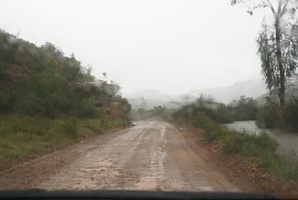 On the old road to Citrusdal with teh river rising next to us