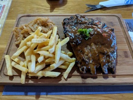 Spur Ribs with chips