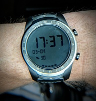 Ticwatch Pro - Essential Mode screen
