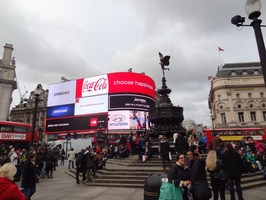 Busy Piccadilly Circus in London