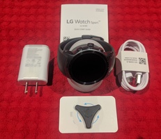 LG Watch Sport - Contents in the box