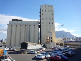 The grain silo building in 2009