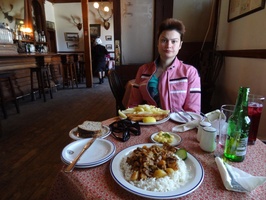 Matjiesfontein - Curried Karoo Lamb for me and Fish and Chips for Chnatel at the Lairds Arms