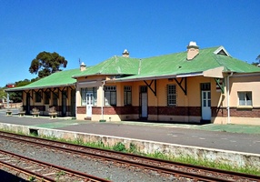 HDR photo of old station building at Botrivier Station