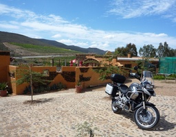 Welcome stop at Karoo Saloon along Route 62
