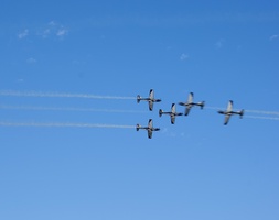 Ysterplaat Air Show - Silver Falcons flying through each other