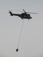 Troops being quick lifted out of battle zone