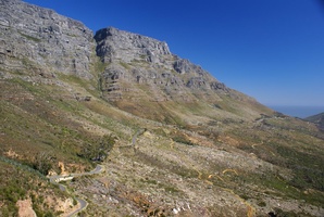 View back along Contour Path from Devil's Peak