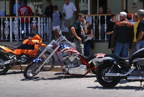 Harley chopper outside Montagu hotel