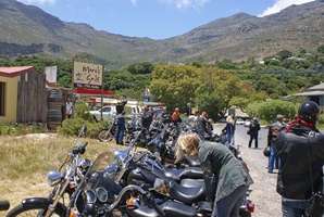 HOG Cape Peninsula Ride - Lunch at Marc's Grill, Hout Bay