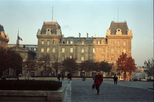 Building opposite Notre Dame Cathedral