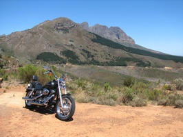 View back down the pass towards Cape Town