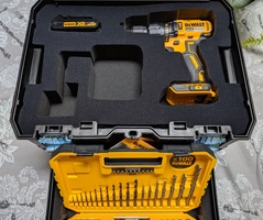 Bought a DeWalt DCD778 Cordless Drill/Driver/Hammerdrill today that came with a spare battery and full set of drill and driver bits